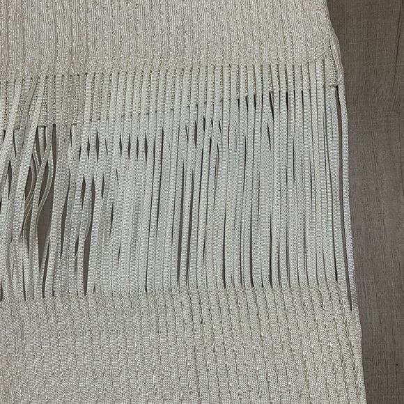 Pepa Pombo Handmade Women's Scarf - Picture 2 of 7